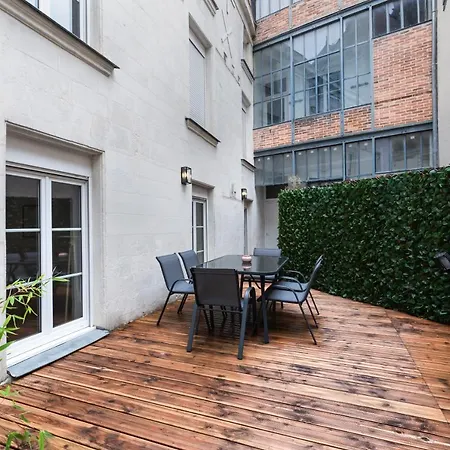 L'orangerie Des Poeliers Apartment
